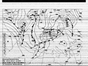 Hamburgo. 15 de Octubre de 2017. "vorhersage bodendruck": Predicción de presión atmosférica para el día 17. Restos del huracán Ofelia en el mar del Norte.